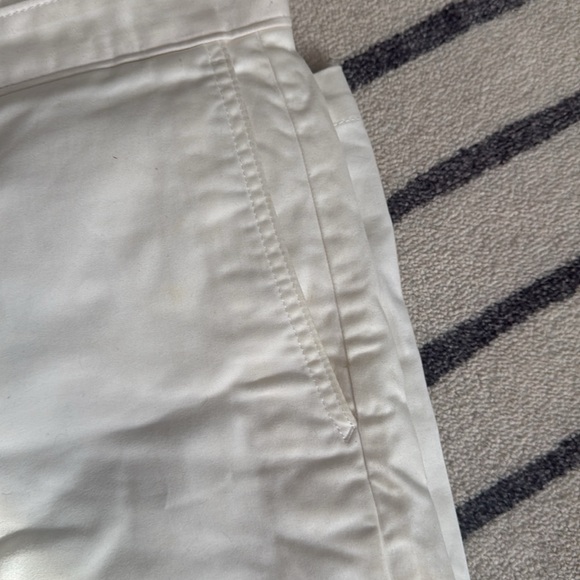 Banana Republic Men’s White Chinos. - Picture 5 of 8